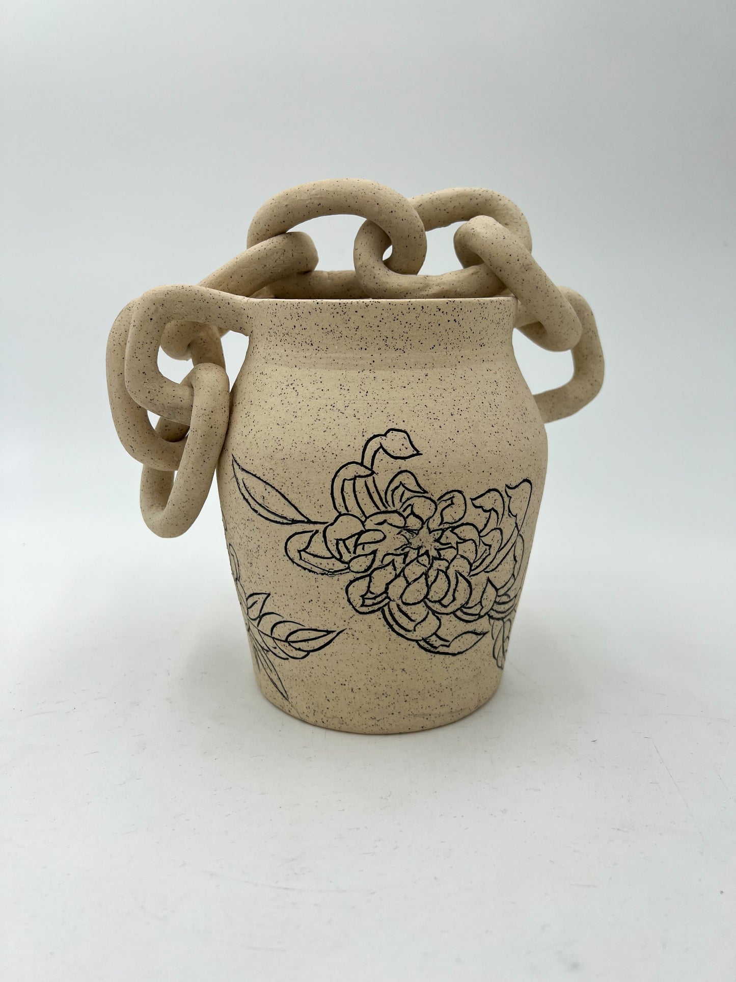 Chrysanthemum Chain Vase