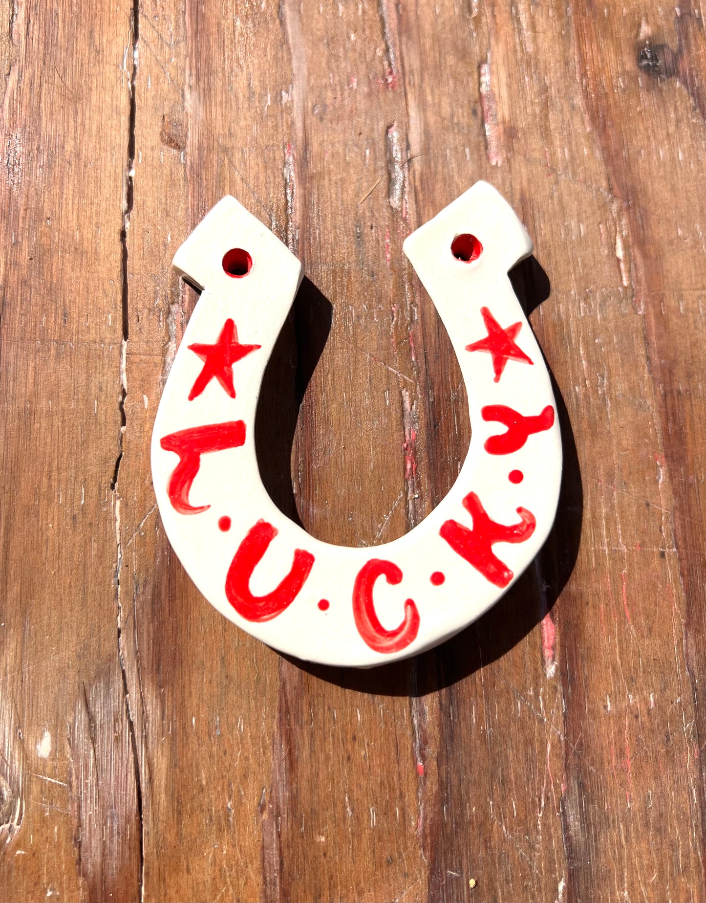 Lucky Red Horseshoe (2star thick)
