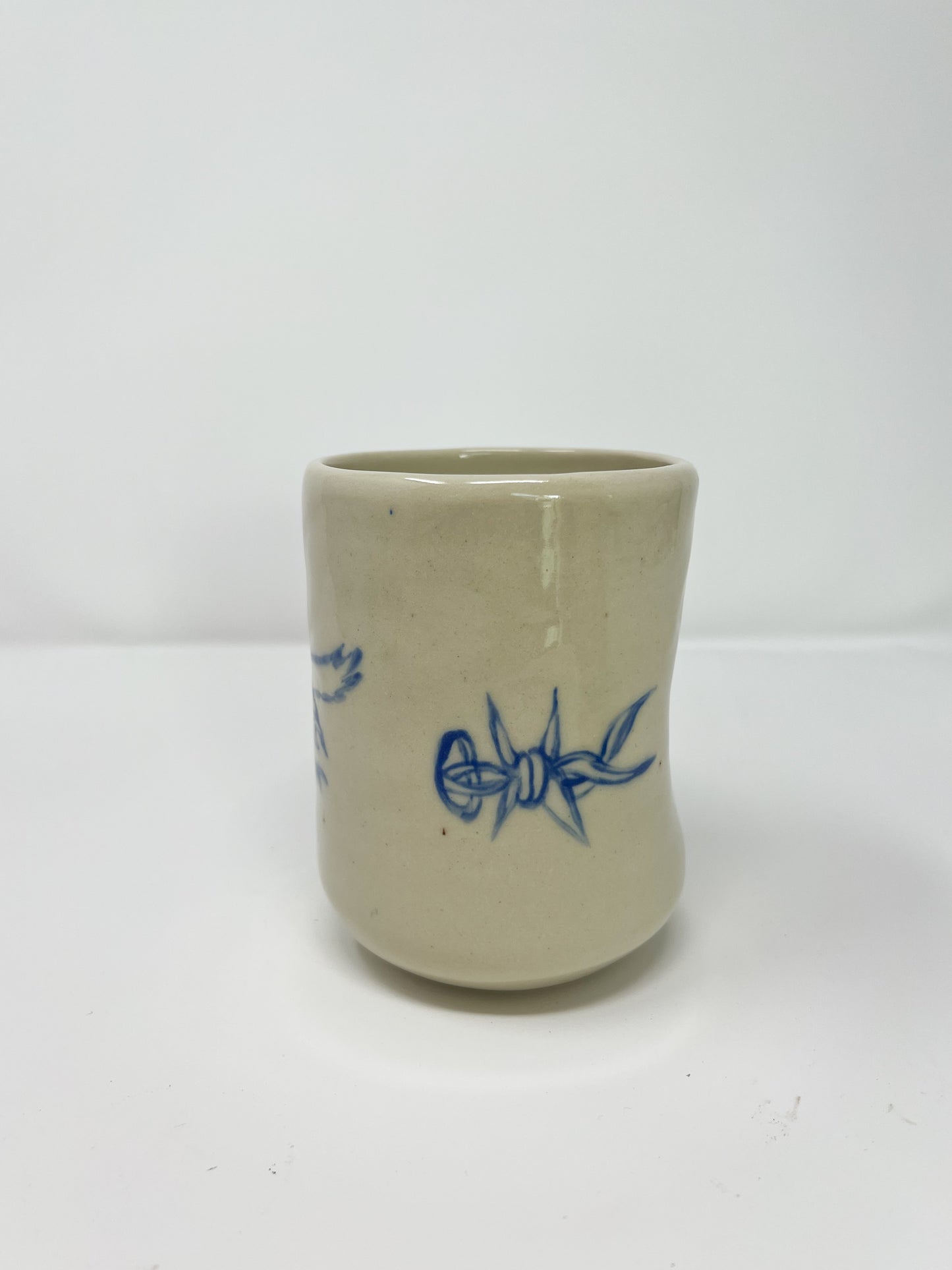 Eagle Thumb Cup